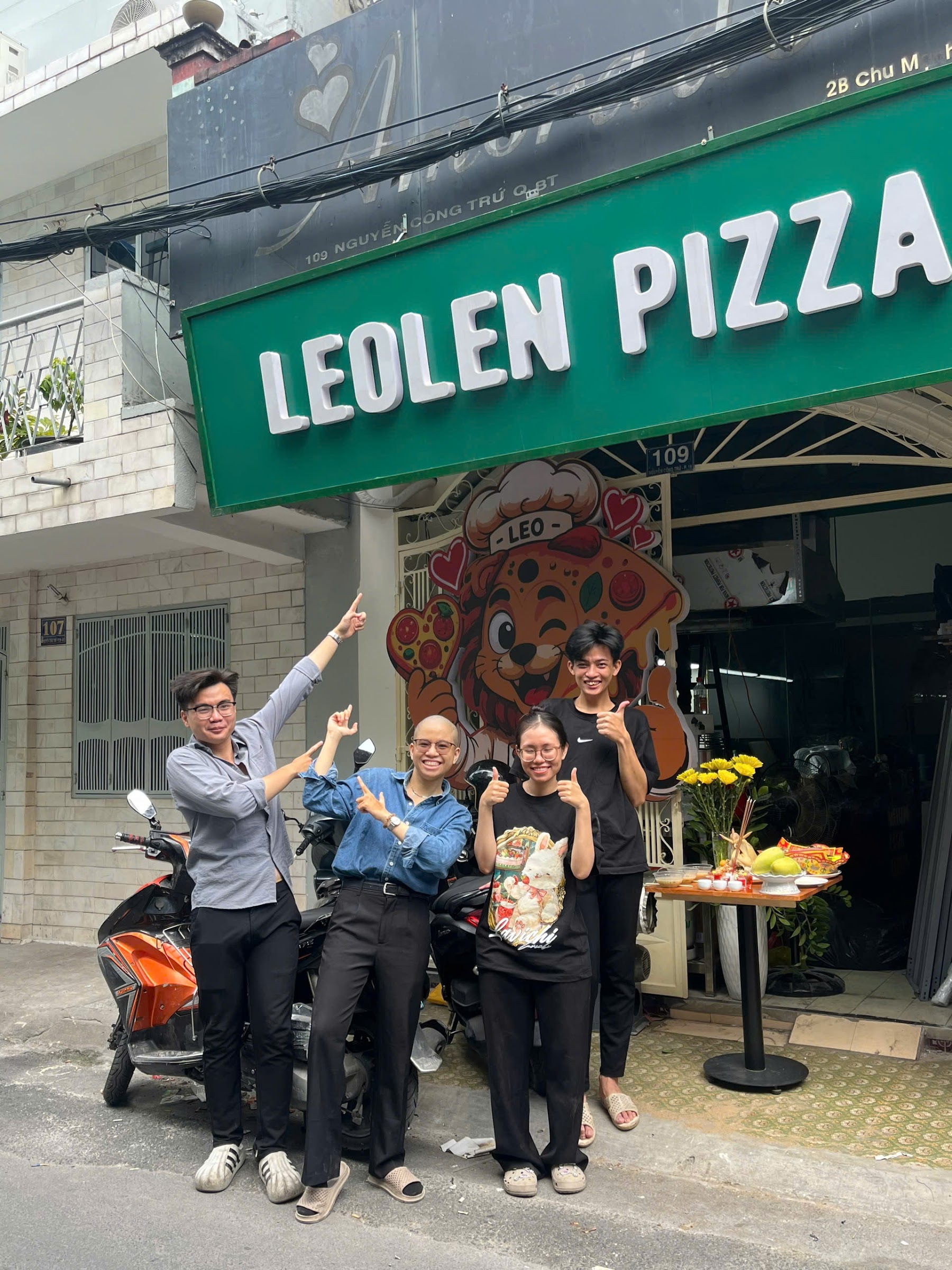 LeoLen Pizza storefront at 109 Nguyen Cong Tru