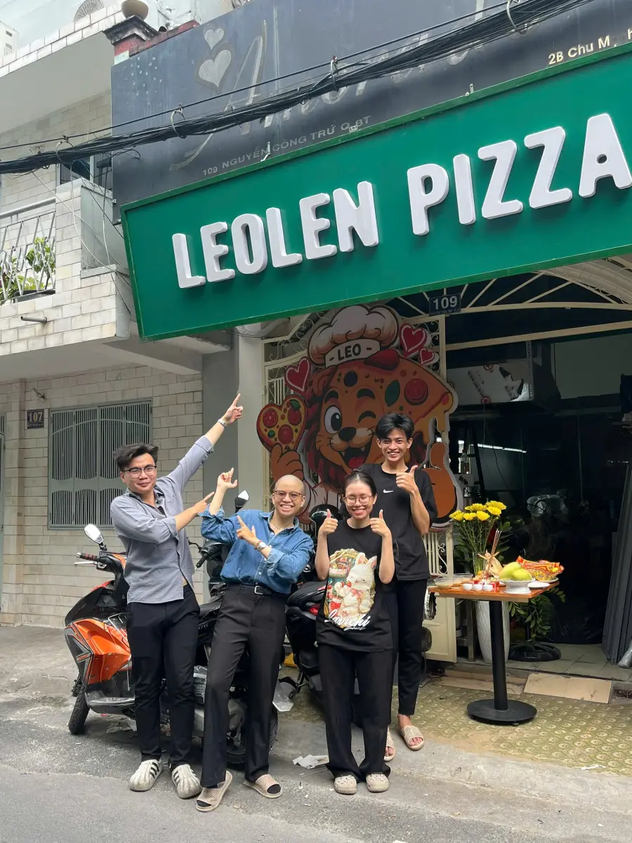 The LeoLen Pizza storefront at 109 Nguyen Cong Tru, Binh Thanh, Ho Chi Minh City